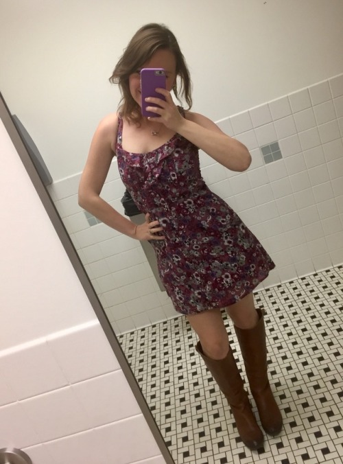 dirtydrewnc: Short dress and boots