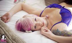 sglovexxx:  Squee Suicide