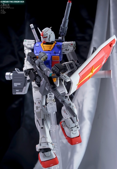 gunjap:  Identity Works’s IMPROVED MG 1/100 RX-78-02 Gundam (Gundam The Origin Ver.) Full REVIEW Big Size Imageshttp://www.gunjap.net/site/?p=288795