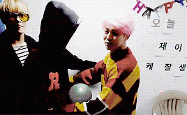 Jinmin Hugs ♡ 