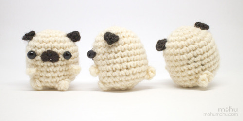 I made a free crochet pattern for these cute little pugs!Get it here: Mini Amigurumi Pug Pattern.