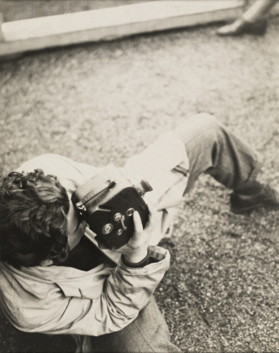 shihlun:
“ Germaine Krull
Portrait of Joris Ivens, Amsterdam
c. 1928
”