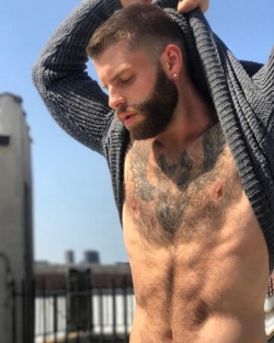 Beardburnme:mikebucaram Instagram