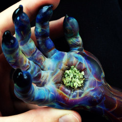 dankk-vibes:  doobz-n-boobz:  OMFG  Words cannot even describe how fucking magical this is 