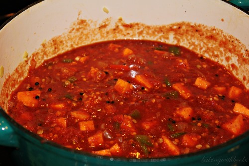 Vegan Chili I am so happy to finally share this recipe! Ingredients 1 medium yellow o