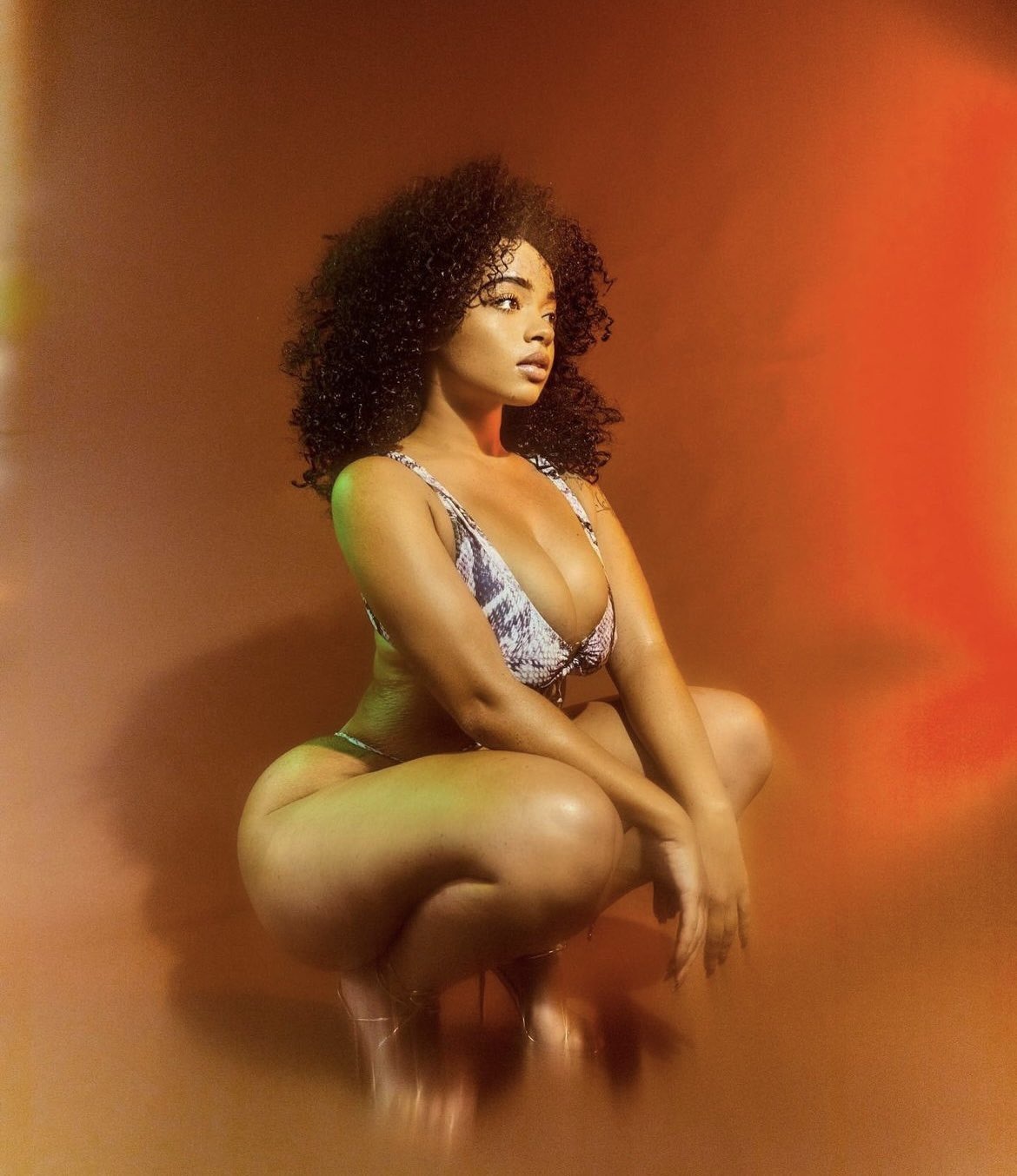melaninglamour:Hot in here
