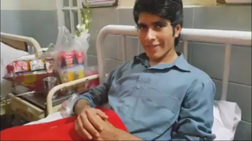 timetravelerinayellowsubmarine:  SURVIVORS OF PESHAWAR ATTACK! This does not in any