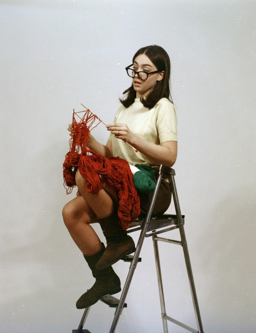 scavengedluxury:Knitting on a ladder, 1969. From the Budapest Municipal Photography Company archive.