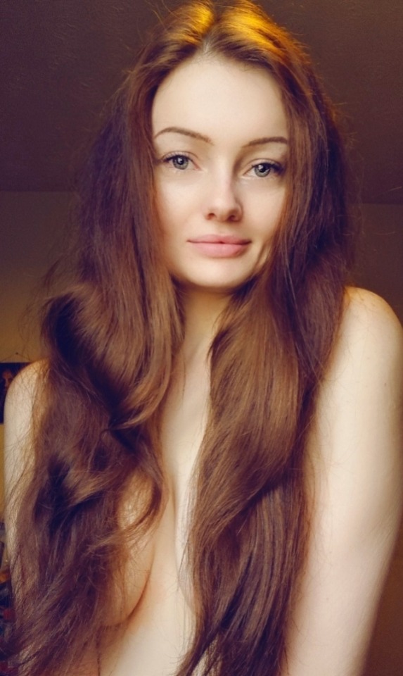 st0neymal0neyxo:Fluffy hair, don&rsquo;t care 🥰