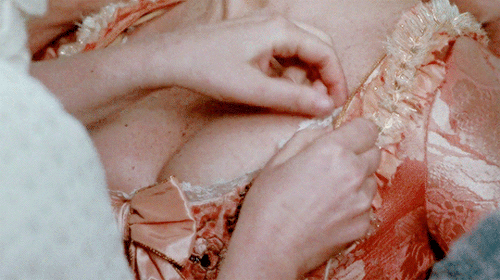 annaofcleves: The morning routine of Marquise de Merteuil (。♡‿♡。)