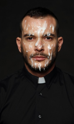 gayfantasycreatures: onbehalfofjesus:  Jesus blesses the best priests in this way  jesus blesses the priests in this way 