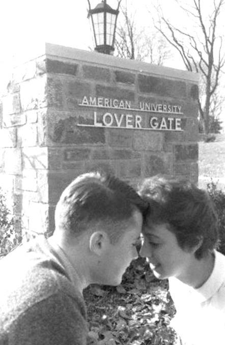 A missing “G” caused Glover Gate at American University in Washington, DC, to become &ld