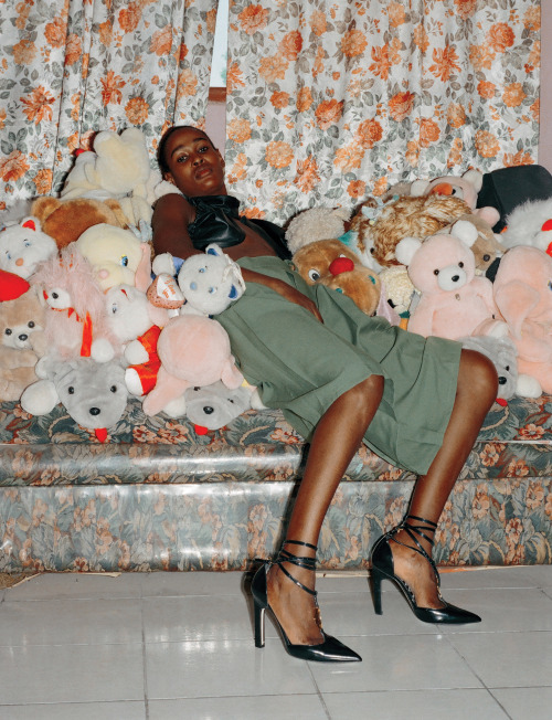 eloiseparry:Eloise Parry in Jamaica with Akeem Smith for Autumn Dazed 16