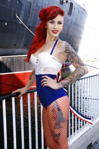 alternative-pinup:  Alternative PinupPinup Twitter