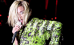 thequeenbey:  Beyonce and her bob performing at the V Festival. 