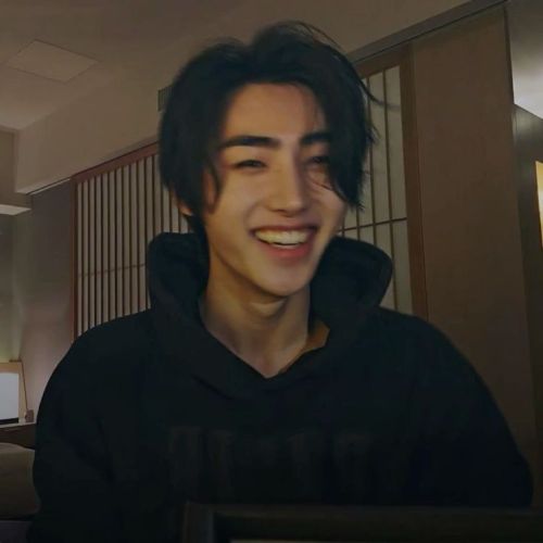 Hai Lily ^^ How Are Youu?? I Was Wondering If U Wanted To Be Moots?? If U Dont Mind Ofc