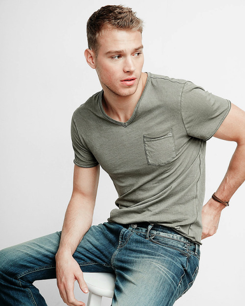 Porn Pics matthew-noszka:Matthew Noszka for Express