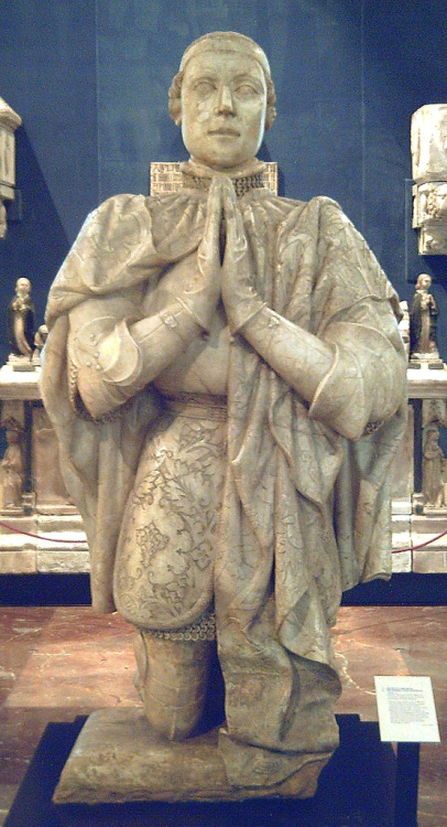 Praying statue of Peter I of Castile, the Cruel (1334–1369) made in 1504