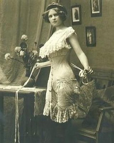 victorianchap: French postcard of an Edwardian era young woman in corset, circa late 1900s #monochro