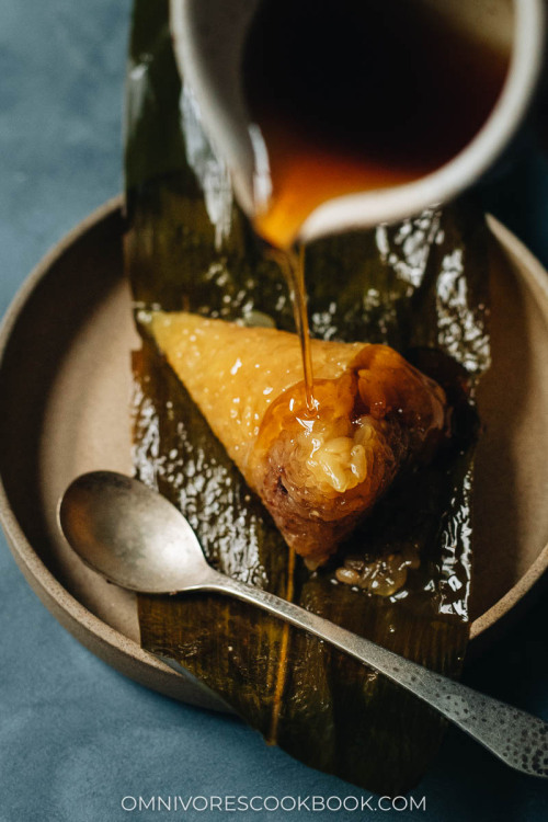 Alkaline Dumplings (碱水粽子, Jian Shui Zong Zi)These alkaline dumplings are extra tender and gooey, fil