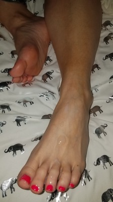Myprettywifesfeet:  My Pretty Wifes Beautiful Sleeping Foot With A Nice Coating.please