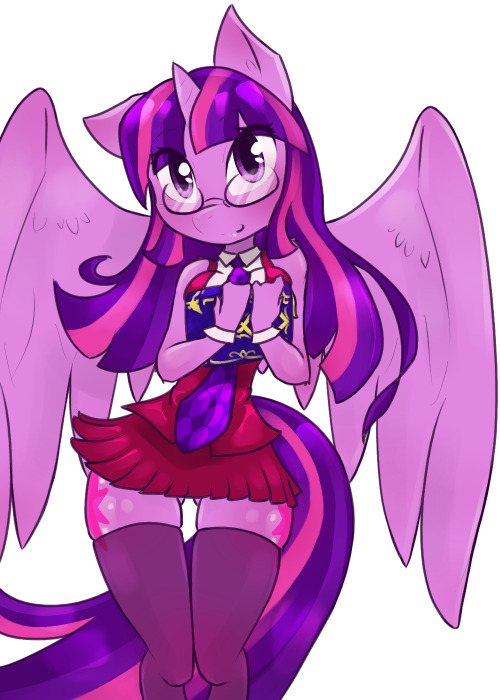 nsfwkevinsano:  ihara-draws:  Streamed on 5.7.2015 Twilight has her brainy specs and is ready to readdddd   YES