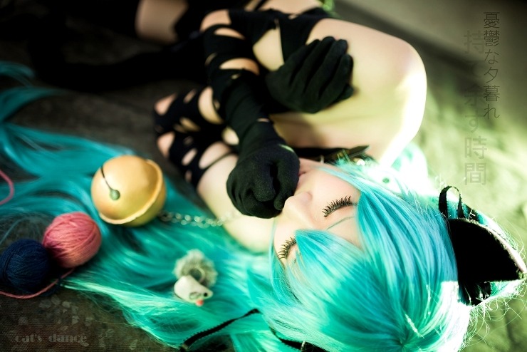 cosplayeverywhere:  Vocaloid ~ Hatsune Miku (初音ミク)(cat’s dance) 