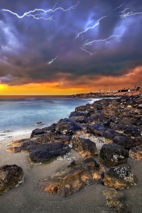 mountaineous:  ELECTRIC SUNSET | Shady S. 
