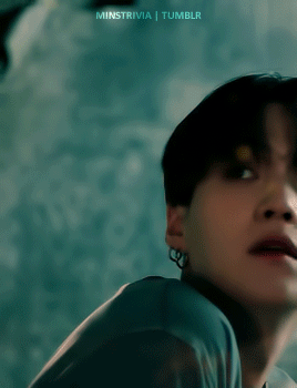 Stay Gold Giving Me Fake Love Vibes,,, We Love To See It