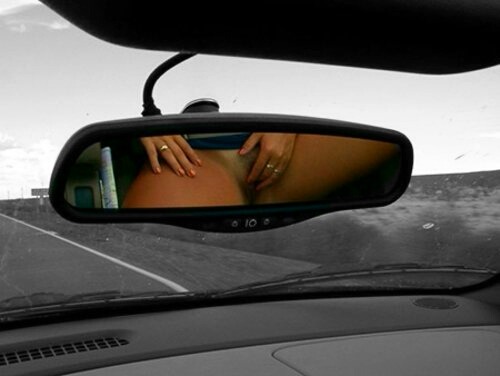 sexysassycolor: Car mirror masterbating