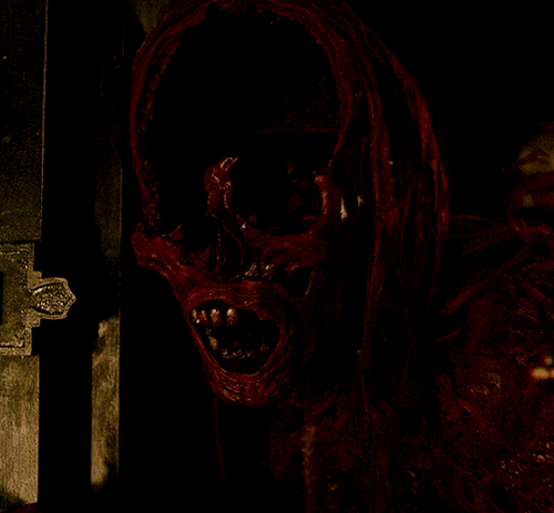 CRIMSON PEAK (2015) Dir. Guillermo Del Toro