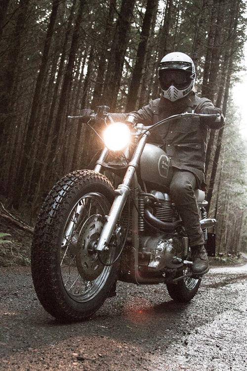 ridingyoursoul1976mrg: Just YOU, your Royal Enfield Soul, The Rain, The wind, The road ahead…Feel th