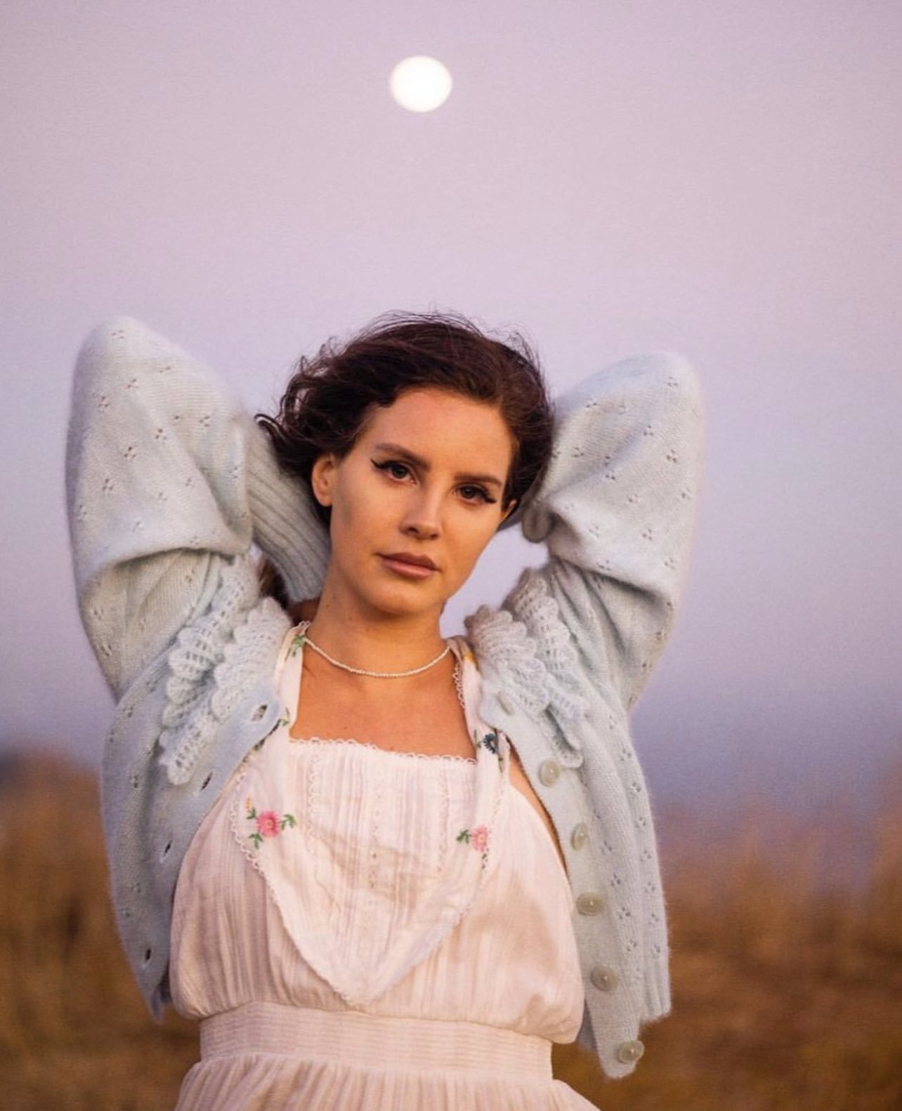 lanadelreydailysource:Lana Del Rey photographed by Ryan McGinley. 