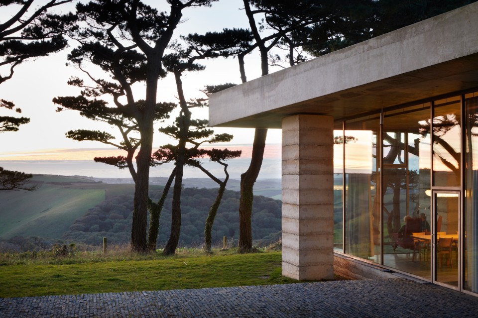 architorturedsouls:  Secular Retreat / Peter Zumthorph: Jack Hobhouse/Living Architecture