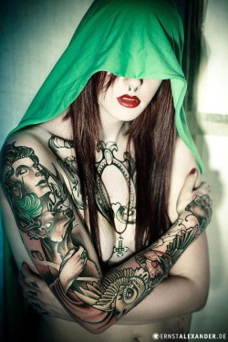 Women with tatoos