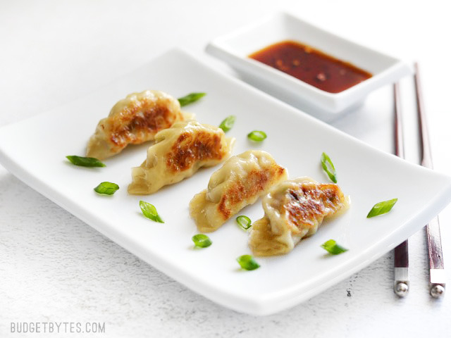 foodffs: PORK GYOZA (POTSTICKERS) Really nice recipes. Every hour. Show me what you