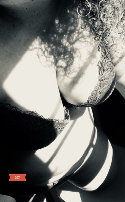 Cwkscleavagesundayblog:  Happy Cleavage Sunday!Thanks For Hosting Us 😘