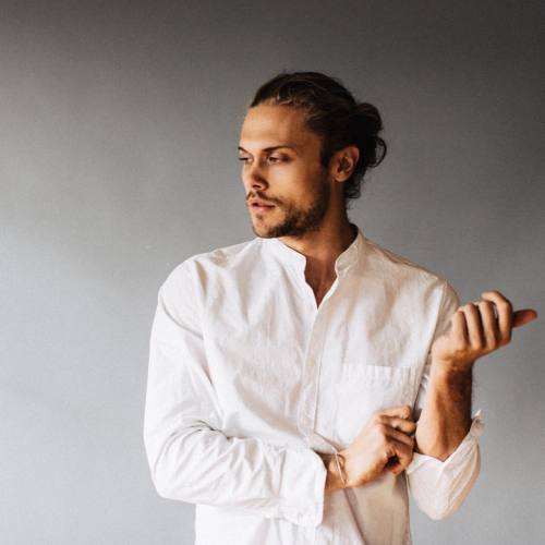 @christophermason_: You&rsquo;re holding a tombstone in your hands. A bloody rock. Don&