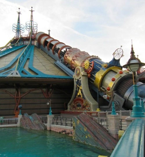 Until the recent redesign, Disneyland Paris’s version of Space Mountain was Jules Verne and George M