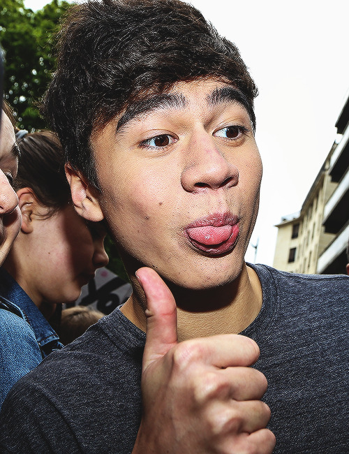 lovingluke:  Leaving NRJ Radio in Paris - April 02, 2014 - [x]
