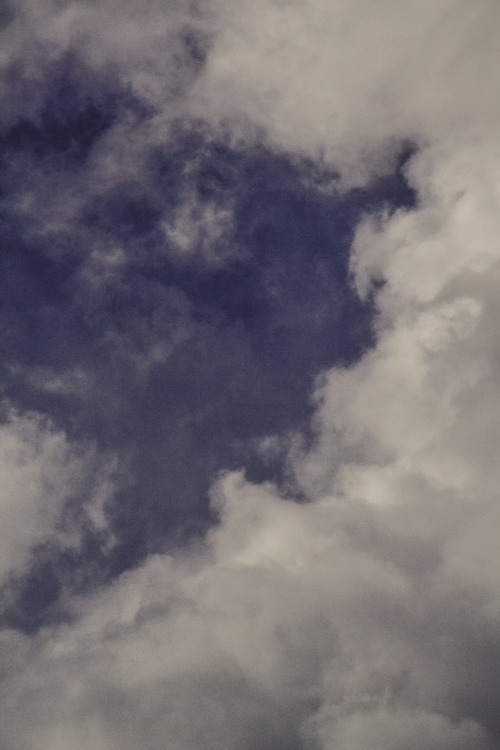 matialonsorphoto:same day clouds. by matialonsor
