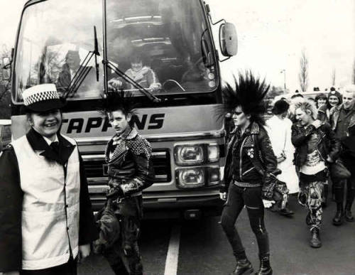 deathrock.tumblr.com