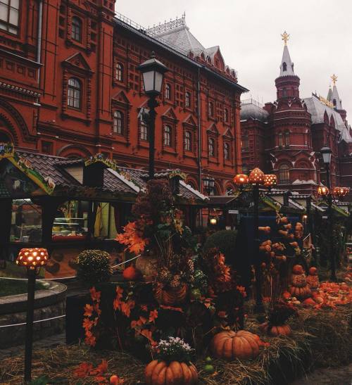 midnightinparis: harvest street festival