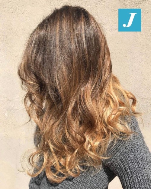 Il sole bacia il Degradé Joelle! ☀️ #cdj #degradejoelle #tagliopuntearia #degradé #ige