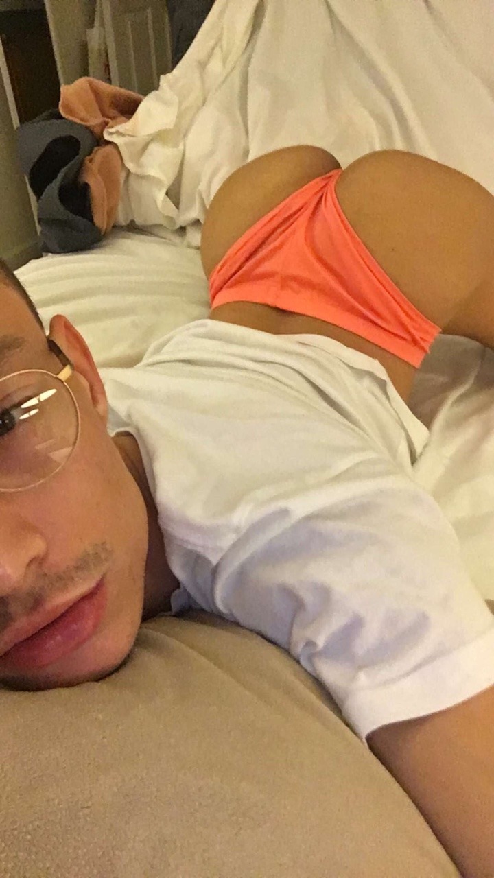 bussyplay:  i always end up wearing my briefs like thongs 😩