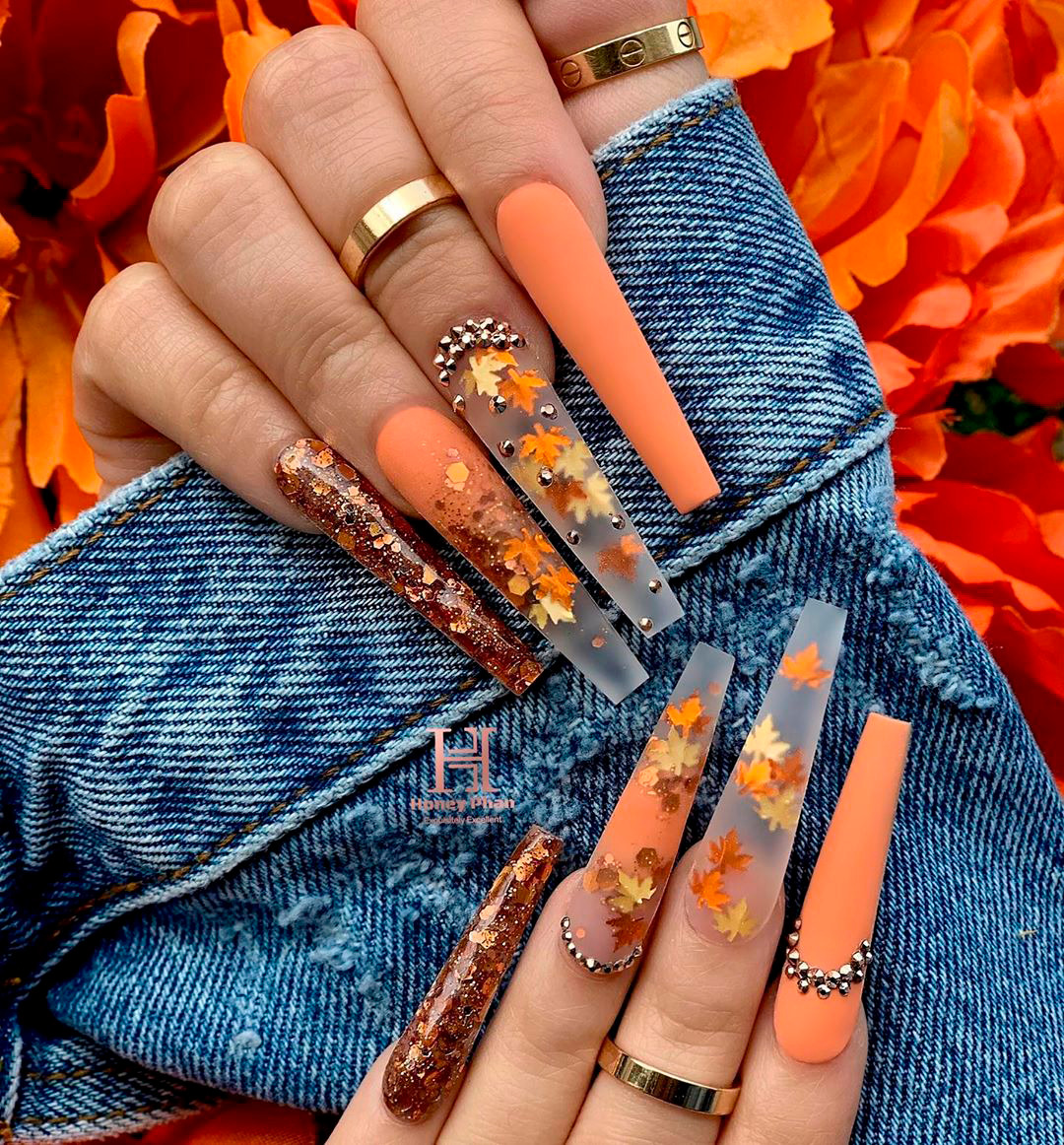 20+ Stunning Fall Nail Designs to Make You Swoon - Bellatory