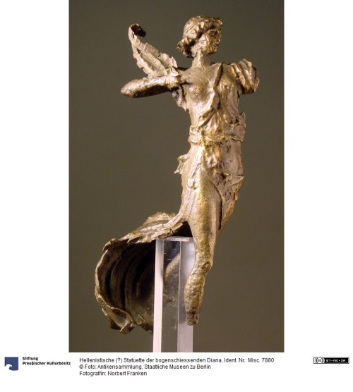 romegreeceart:Diana shooting an arrow* bronze* 15,8 cm* hellenistic* Rome* Antikensammlung, Staatlic