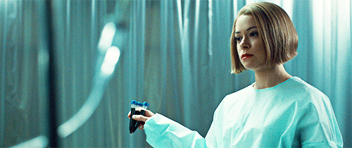 orphanblack:“Enjoy your oophorectomy.” - Rachel Duncan