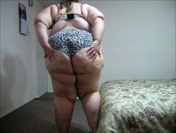 starstruckbbw:  I really love my booty and my thick legs, what do you think? Check out more at c4s.com/store/29488 