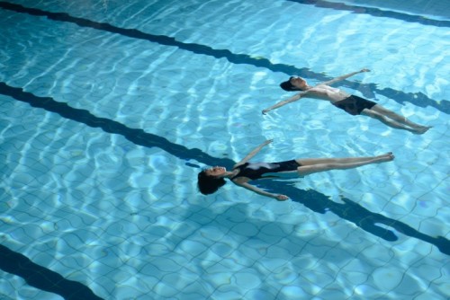 noreenchekhalin: Stills from Five Minutes to Tomorrow movie Official Website (Update!!): mayo